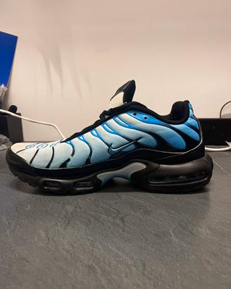 Nike Air Max Plus TN BlackBlue Gradient FQ0204-010
