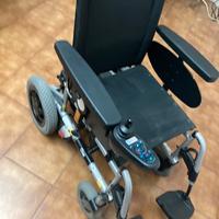 Carrozzina elettrica disabilita