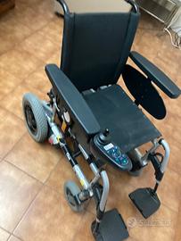Carrozzina elettrica disabilita