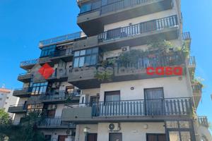 Pressi Cittadella Universitaria- 2 vani con garage