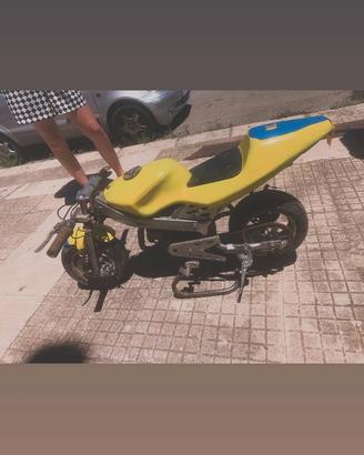 Moto Bimbo