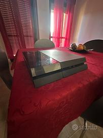 Play station 4 + 7 giochi .