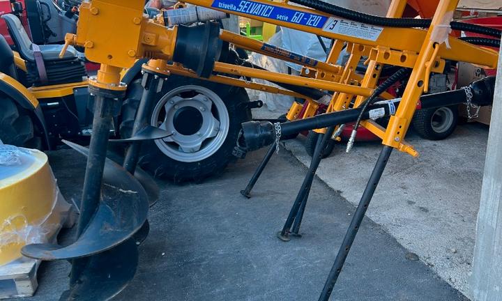 Trivella Selvatici 60-120/3 invertitore idraulico