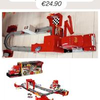 Camion con pista Cars