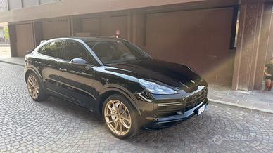 Porsche Cayenne Coupe Turbo 550cv