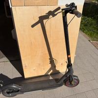 Monopattino Xiaomi Mi Pro 2