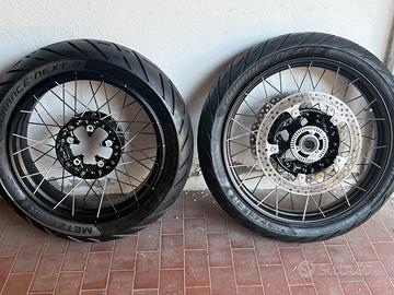Bmw gs1300 ruote complete raggi nere nuove
