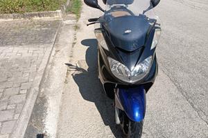 Scooter YAMAHA MAJESTYC 400