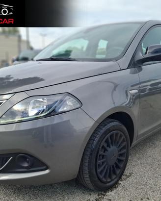 LANCIA Ypsilon 1.0 FireFly 5p.S&S Hybrid Silver