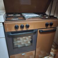cucina a gas con forno marca Wega White, 4 fuochi,
