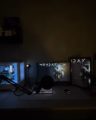 computer anche con tastiera, mouse, schermo ecc