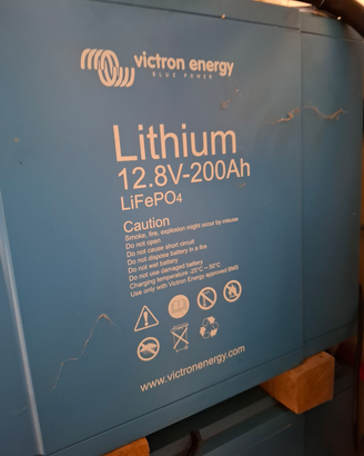 6 Batterie LiFePo4 Victron 12.8vdc 200Ah