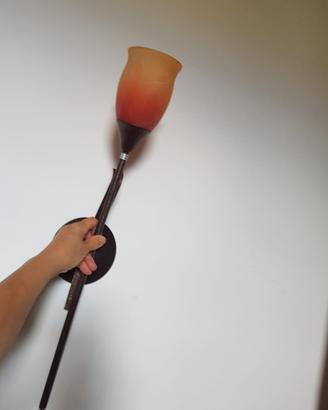 Lampada a forma di fiore