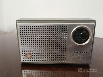 radio vintage Sanyo Solid State 8