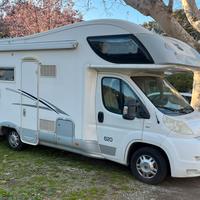 Camper mansardato McLouis Tandy 620