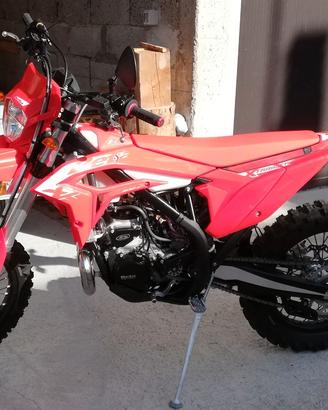 MOTO BETA XTRAINER 300