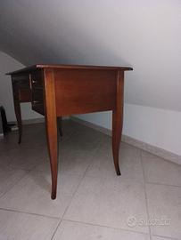 Scrivania arte povera in legno