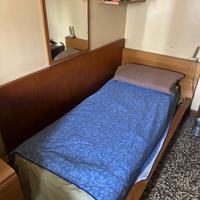 Letto singolo in legno con rete – ottime condizion