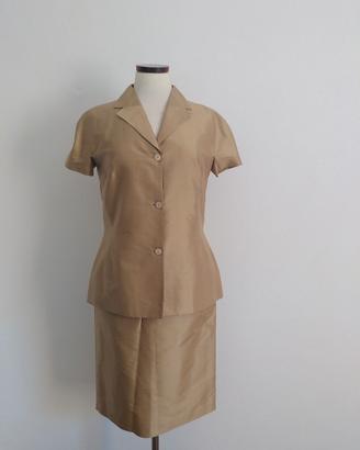 Tailleur Diana Gallesi in pura seta color oro