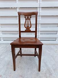 sedia singola con schienale lavorato = euro 10