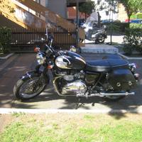 Triumph Bonneville - 2011