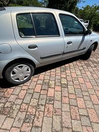 Renault Clio buono stato