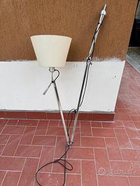 Lampada da tavolo Artemide modello Tolomeo