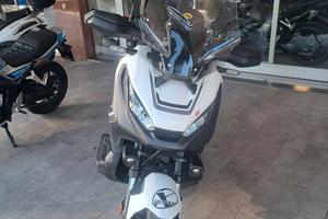 Honda X-ADV 750 2020 Permute finanziamento garanzi