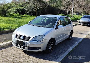 Volkswagen POLO  IV  1.4 BENZINA