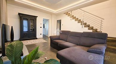 PORZIONE DI BIFAMILIARE A BORGO VIRGILIO