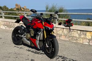 Ducati Streetfighter V4S