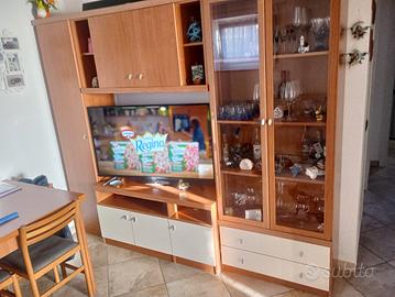 salotto completo di tavolo