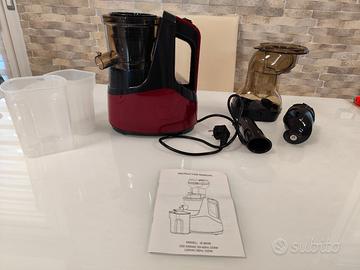 Estrattore di succo JE-B03B 150W – Completo di acc