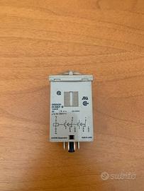 Temporizzatore Omron H3BF-8
