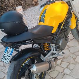 ducati Monster 750