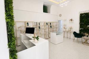 Locale commerciale ufficio/negozio online