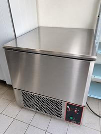 Abbattitore di temperatura professionale.