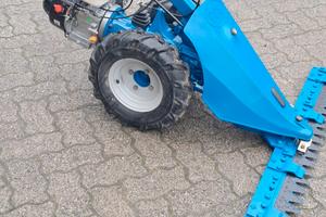 MOTOFALCIATRICE