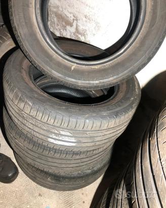  215/60 R16 Gomme usate Bridgestone