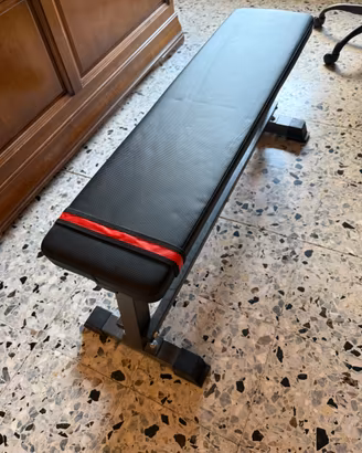 Panca piana per petto