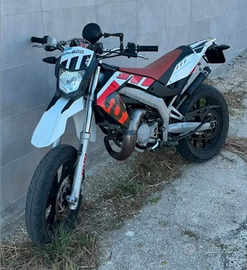 Aprilia SX50