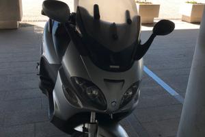 Piaggio x9