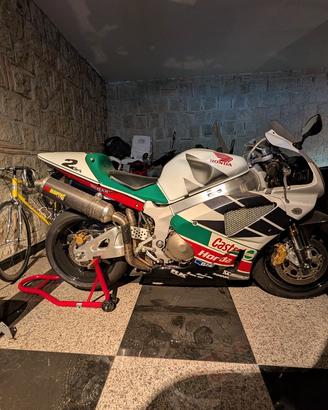 Honda VTR sp2