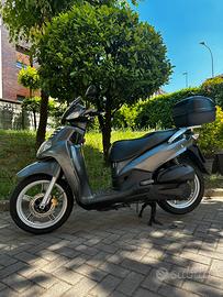 Scooter sym hd 200 del 2010