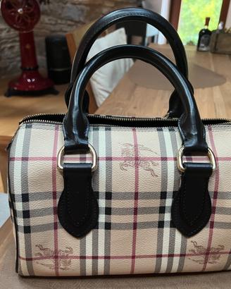 Burberry Bowling Borsa