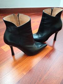 Stivaletto in pelle cafè noir