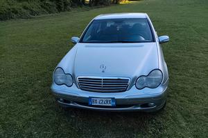 Mercedes w203 classe c 2.2cdi 2002