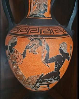 Anfora (vaso con due manici).