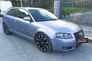 AUDI - A3 - 2.0 16V TDI CAMBIO AUTOM