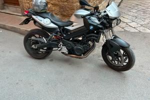 Bmw f800r